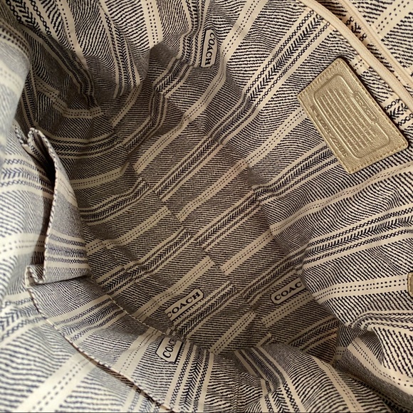 Authentic Coach Purse - Picture 3 of 5